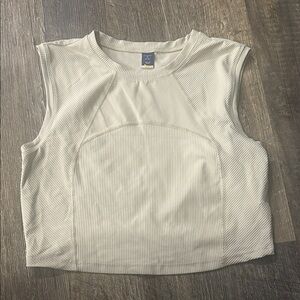 Old Navy Active Cream Sleeveless Fitted Crop Muscle Tee